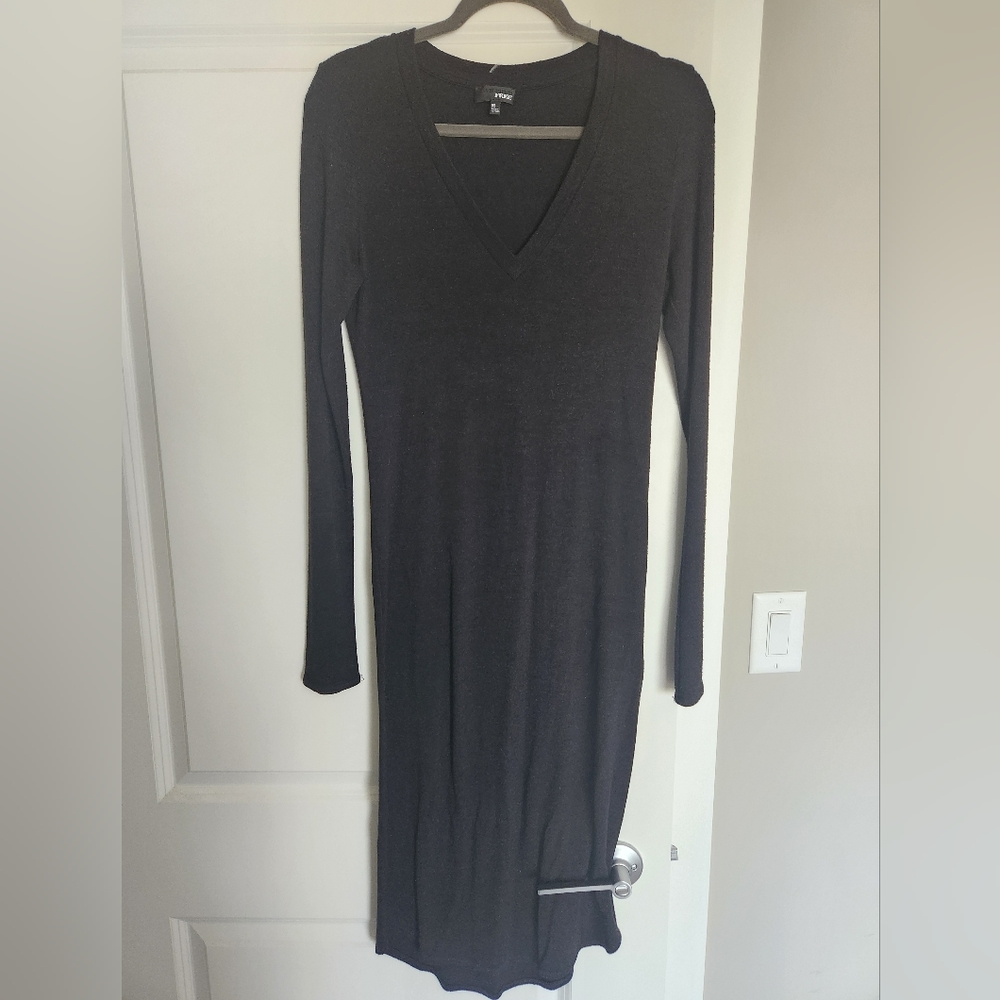 Aritzia Wilfred Lisiere Midi Stretch Knit Longsleeve Dress